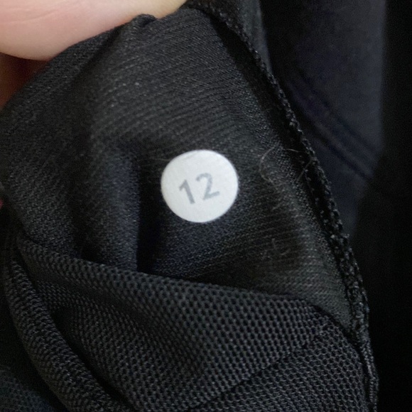 Lululemon Flower Tank Top Size 12 - Picture 9 of 9